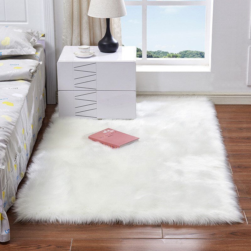 Sof Fluffy Rug For Home Decoration