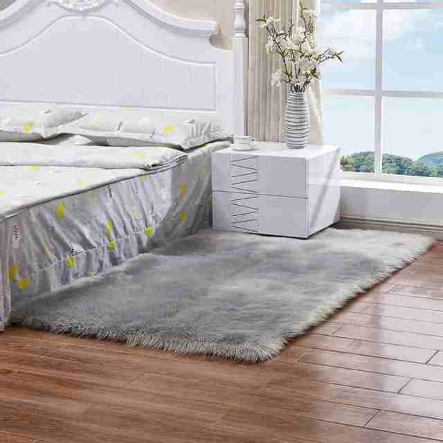 Sof Fluffy Rug For Home Decoration