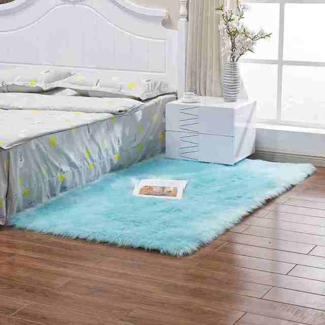 Sof Fluffy Rug For Home Decoration